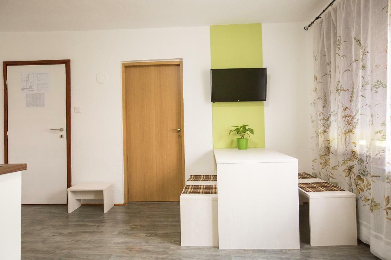 Asgard Guesthouse Josipdol Luaran gambar